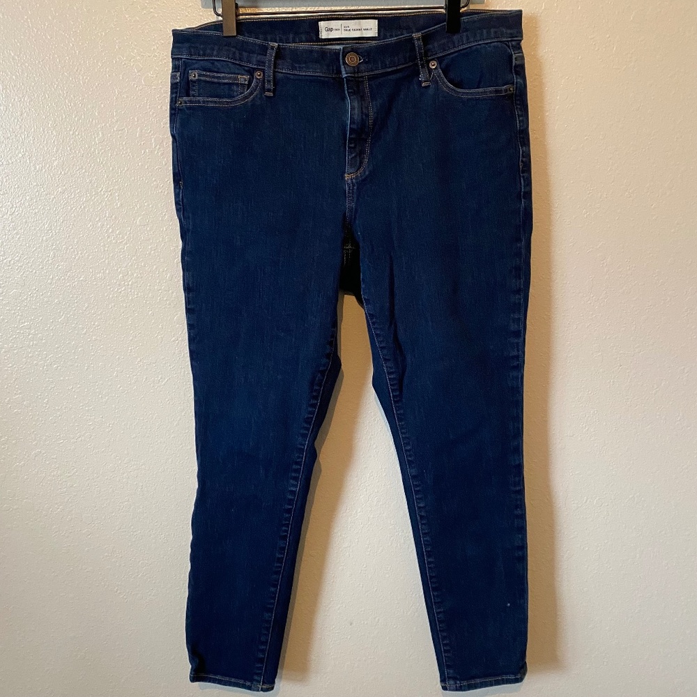 Gap True Skinny Ankle Jeans